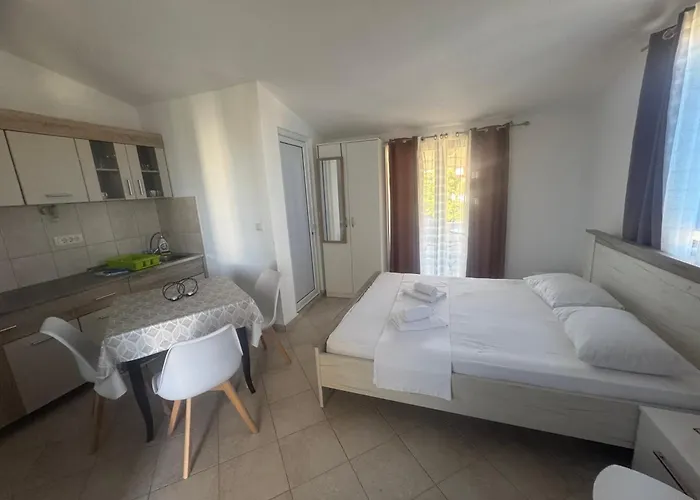 Apartments Radosevic
